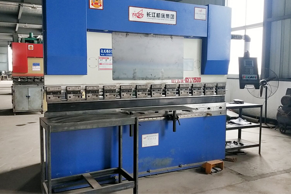 數(shù)控折彎機2.jpg